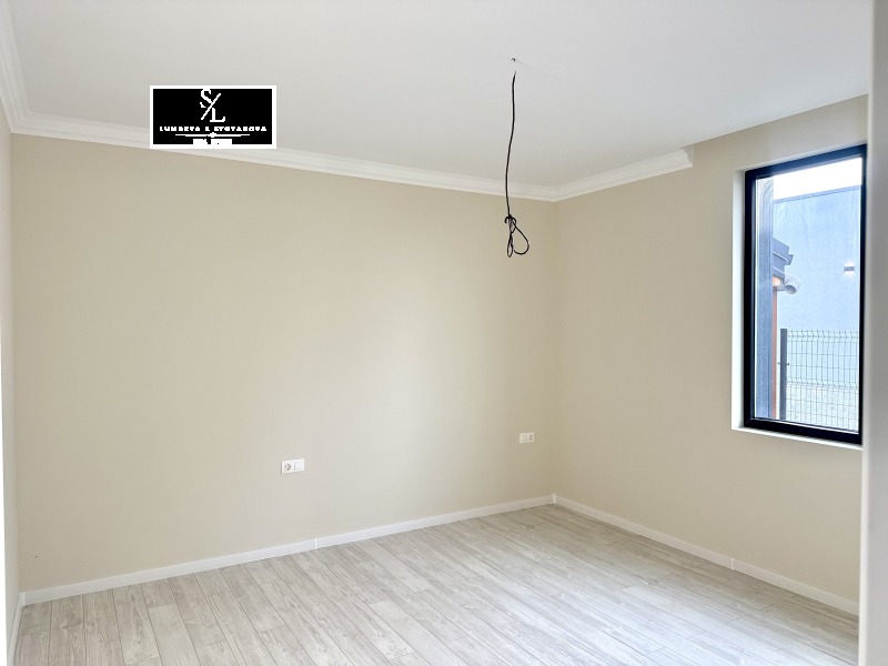 Продава КЪЩА, с. Радиново, област Пловдив, снимка 8 - Къщи - 53202844