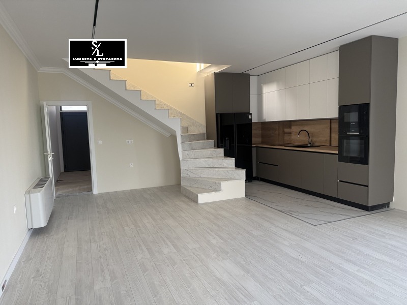 Продава КЪЩА, с. Радиново, област Пловдив, снимка 2 - Къщи - 53202844