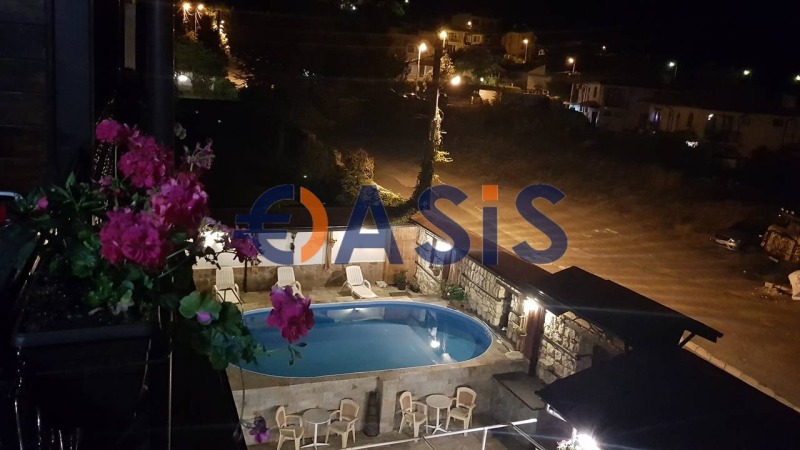 Продава ХОТЕЛ, с. Кошарица, област Бургас, снимка 2 - Хотели - 53118572