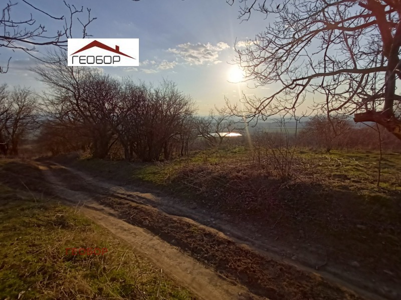 Продава ПАРЦЕЛ, с. Аврен, област Варна