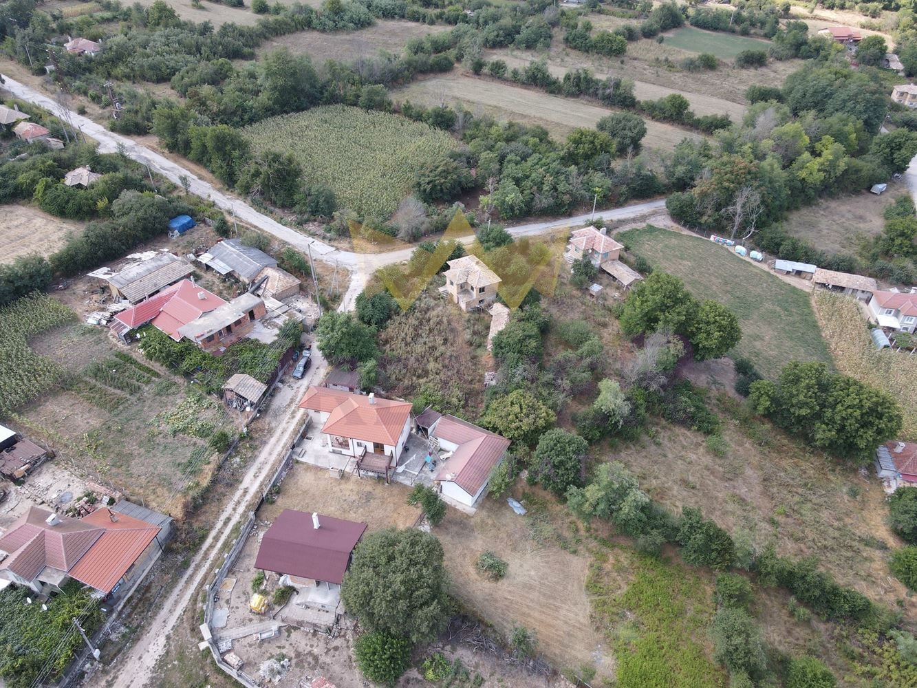 Продава КЪЩА, с. Войводино, област Варна, снимка 2 - Къщи - 45504600