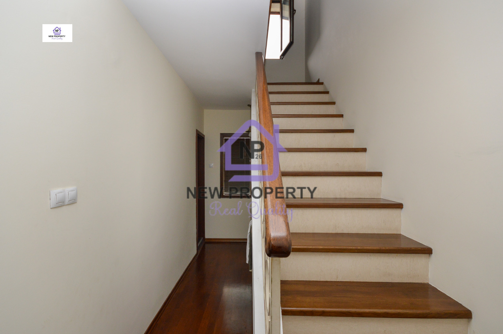 Продава КЪЩА, гр. Поморие, област Бургас, снимка 12 - Къщи - 54052967