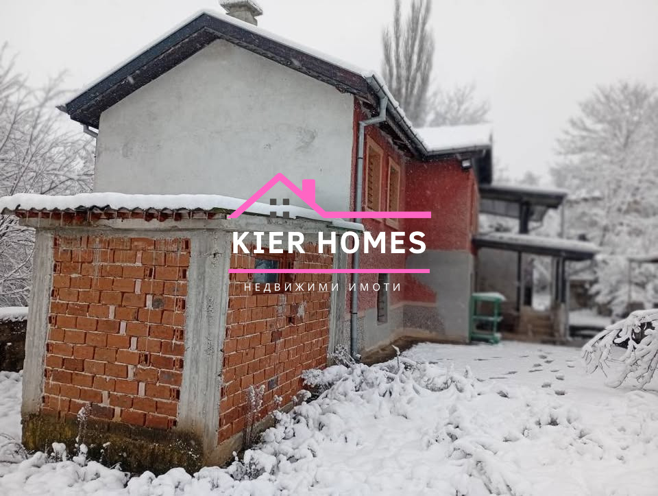 Продава КЪЩА, с. Динево, област Хасково, снимка 3 - Къщи - 54274624