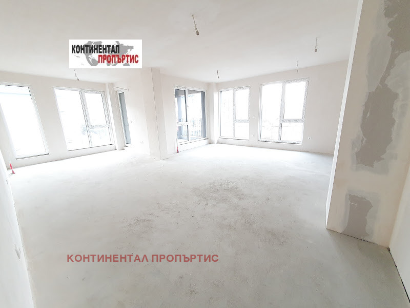 Продава  3-стаен град София , Център , 123 кв.м | 11833183