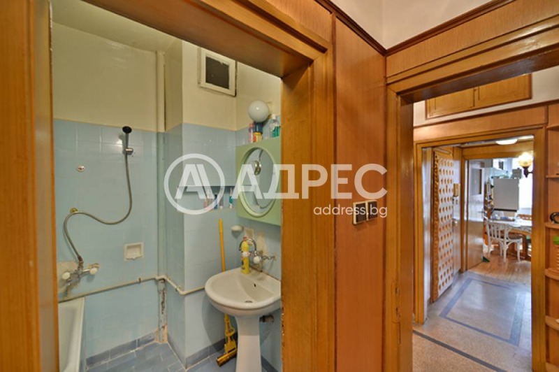 Продава 3-СТАЕН, гр. София, Център, снимка 9 - Апартаменти - 51598087