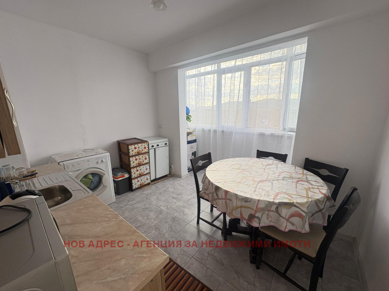 Продава  3-стаен град Търговище , Запад 3 , 76 кв.м | 12745300 - изображение [6]