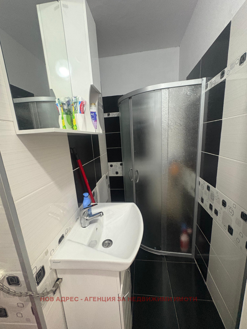 Продава  3-стаен град Търговище , Запад 3 , 76 кв.м | 12745300 - изображение [7]