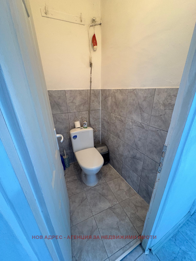 Продава  3-стаен град Търговище , Запад 3 , 76 кв.м | 12745300 - изображение [8]