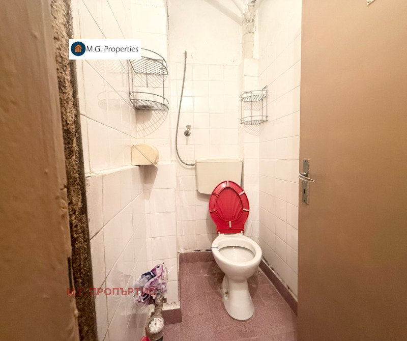 Продава  4-стаен град Варна , Зимно кино Тракия , 100 кв.м | 58484100 - изображение [8]