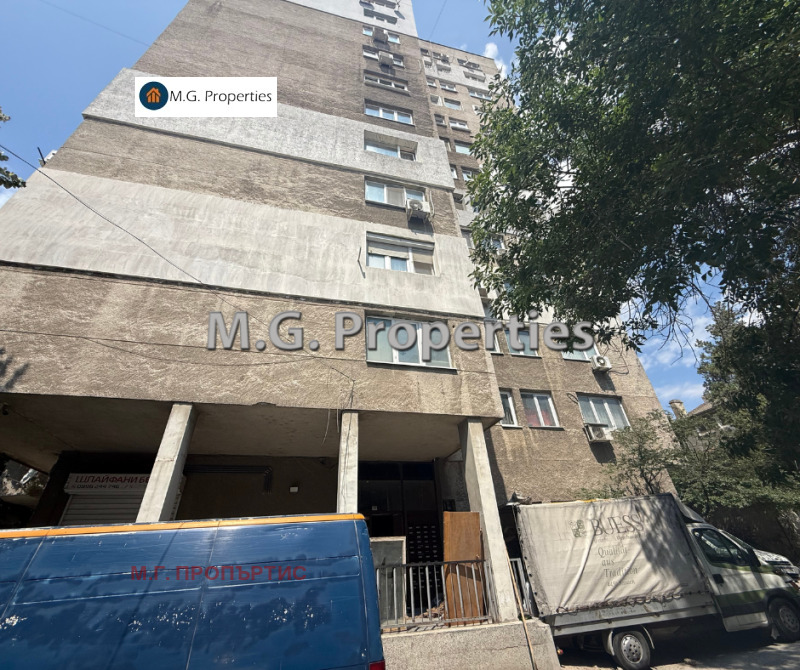 Продава  4-стаен град Варна , Зимно кино Тракия , 100 кв.м | 58484100 - изображение [14]