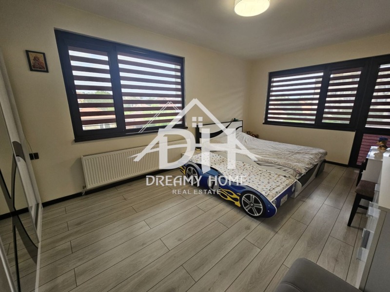 Продава  Етаж от къща град Кърджали , Студен кладенец , 269 кв.м | 39953793 - изображение [9]