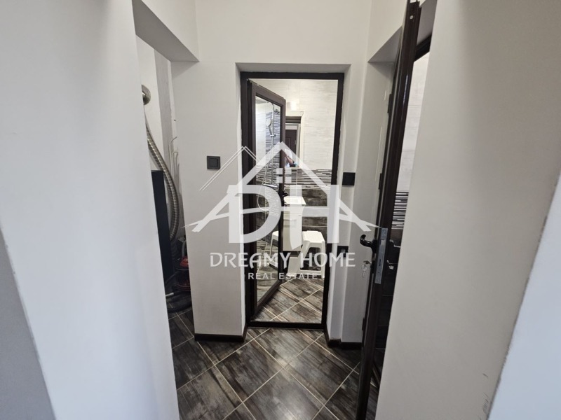 Продава  Етаж от къща град Кърджали , Студен кладенец , 269 кв.м | 39953793 - изображение [11]