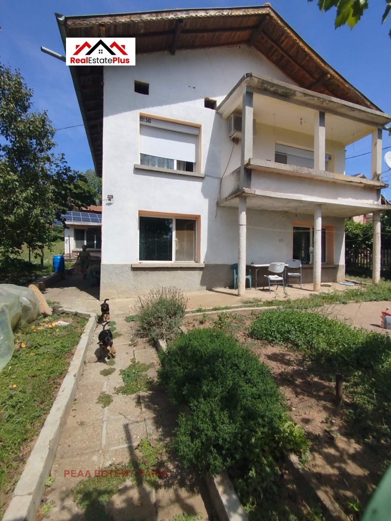 Till salu  Hus region Pleven , Grivica , 144 kvm | 24830404