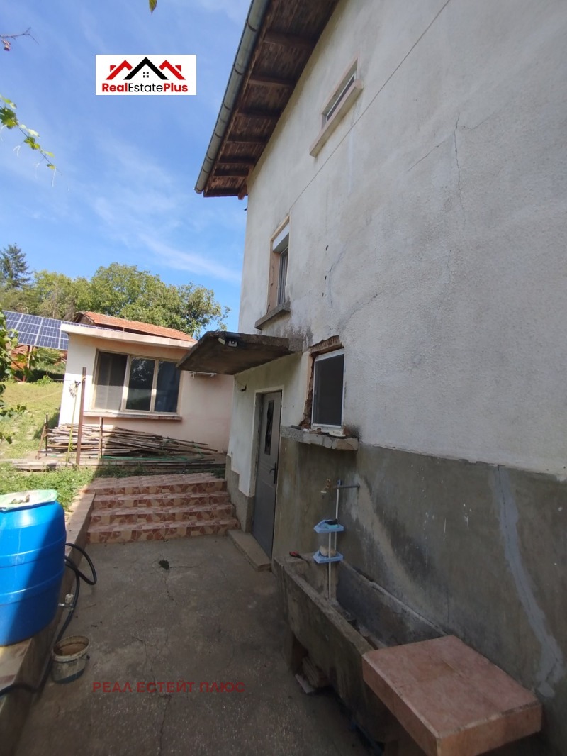 Till salu  Hus region Pleven , Grivica , 144 kvm | 24830404 - bild [3]