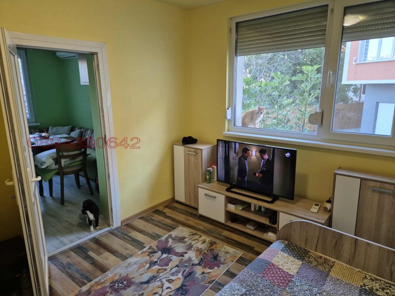 Продава КЪЩА, гр. Добрич, Център, снимка 2 - Къщи - 53597617