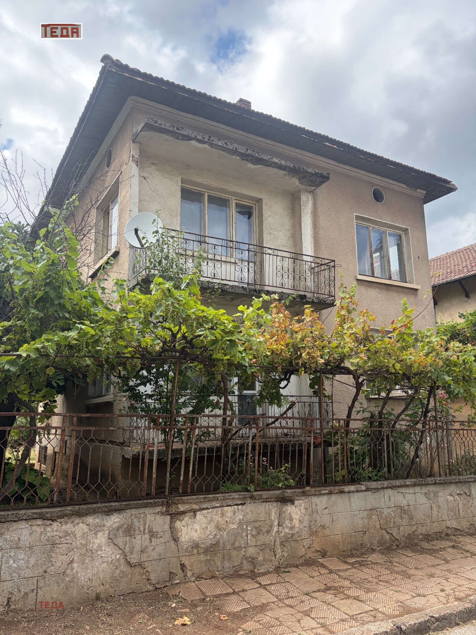Продава КЪЩА, гр. Враца, Самуил
