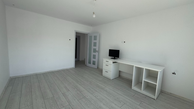 Продава  Етаж от къща град Добрич , Христо Ботев , 94 кв.м | 81246277 - изображение [7]