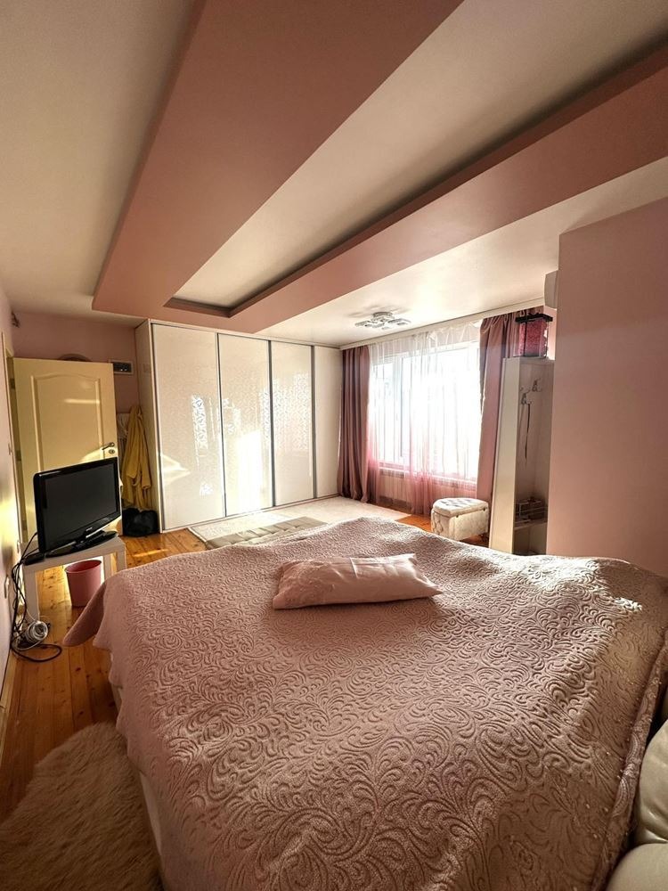 Продава КЪЩА, гр. София, Орландовци, снимка 17 - Къщи - 54659352