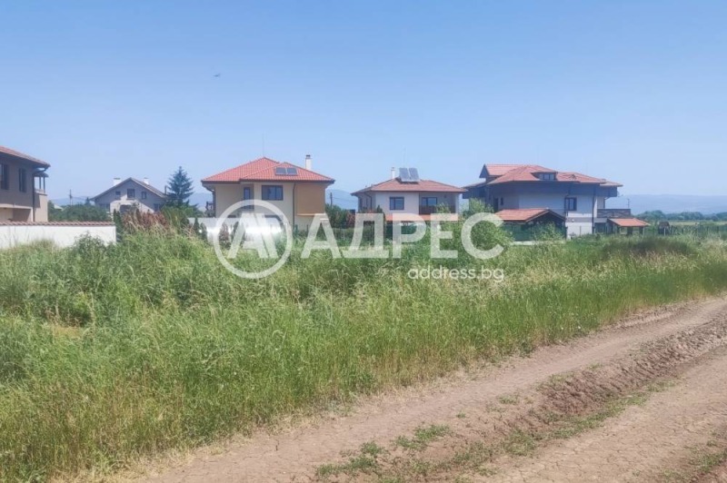 Продава ПАРЦЕЛ в област София, с. Равно поле - 5500 кв.м / 165 000 € » 322 711.95 лв., АДРЕС НЕДВИЖИМИ ИМОТИ