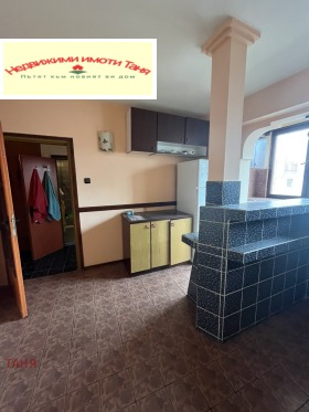 1 bedroom Teva, Pernik 3