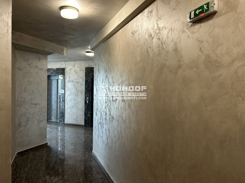 Te koop  Studio Plovdiv , Tsentar , 58 m² | 32971783 - afbeelding [9]