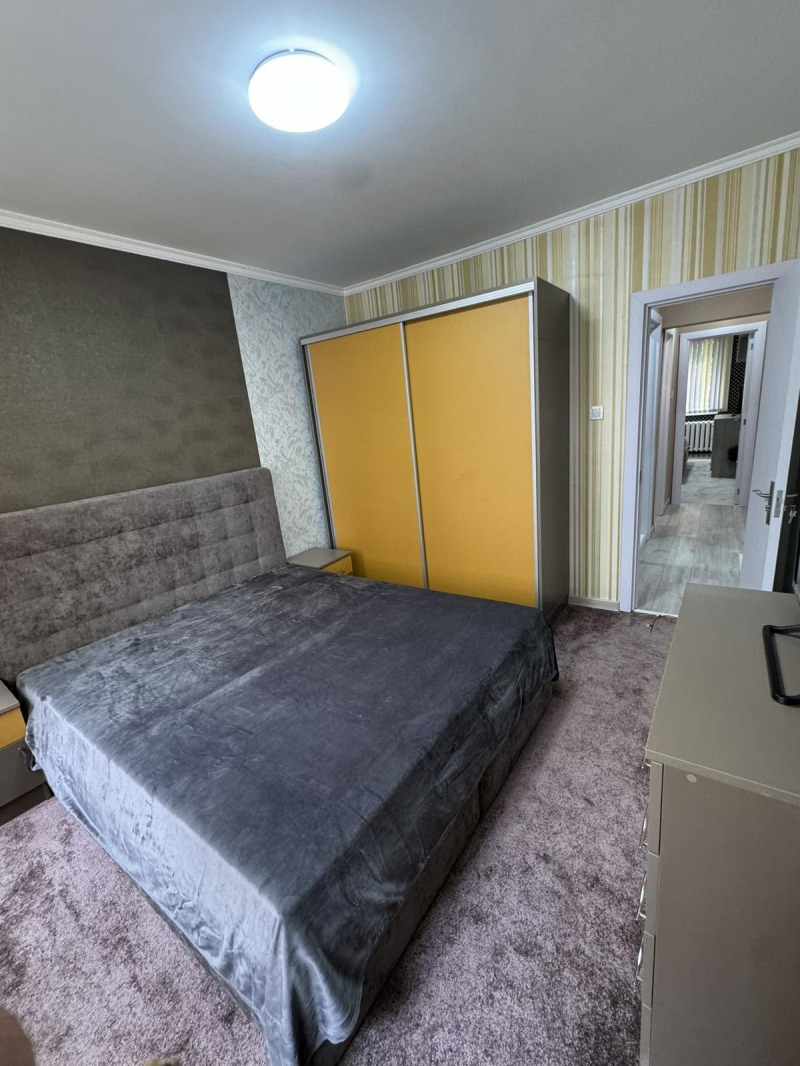 Продава  2-стаен, град София, Люлин 4 •  175 000 EUR • ID 72380631 — holmes.bg - [1] 