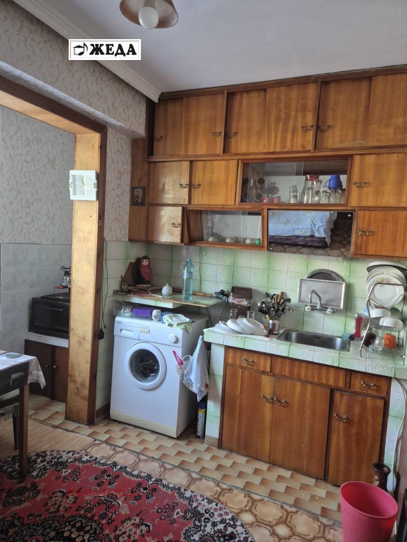 Продава 2-СТАЕН, град Плевен, Сторгозия • 85000 € • 28236701 — Holmes.bg