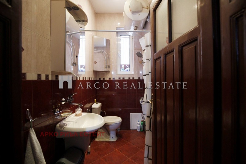 De vânzare  1 dormitor Sofia , Țentâr , 74 mp | 43946447 - imagine [13]