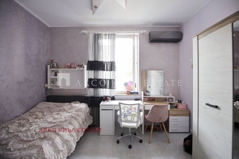 De vânzare  1 dormitor Sofia , Țentâr , 74 mp | 43946447 - imagine [5]