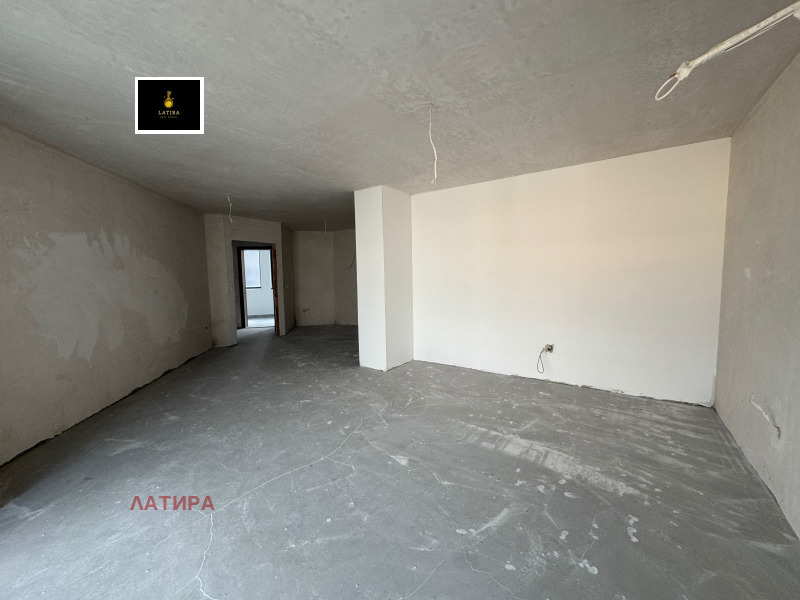 In vendita  2 camere da letto Sofia , Poligona , 117 mq | 12462275 - Immagine [7]
