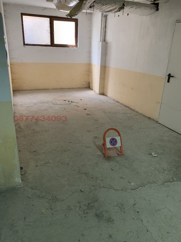 Продава ГАРАЖ, ПАРКОМЯСТО, гр. Банско, област Благоевград, снимка 2 - Гаражи и паркоместа - 52786135