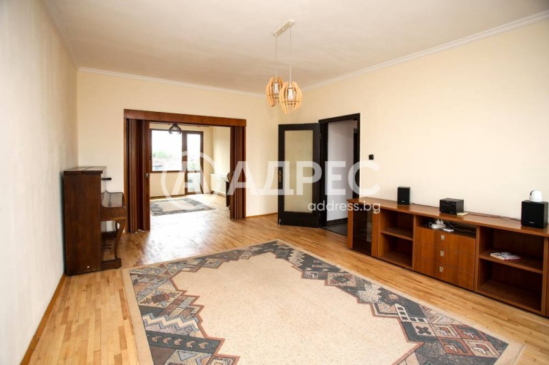 Eladó  2 hálószobás Sofia , Centar , 118 négyzetméter | 33625068 - kép [2]