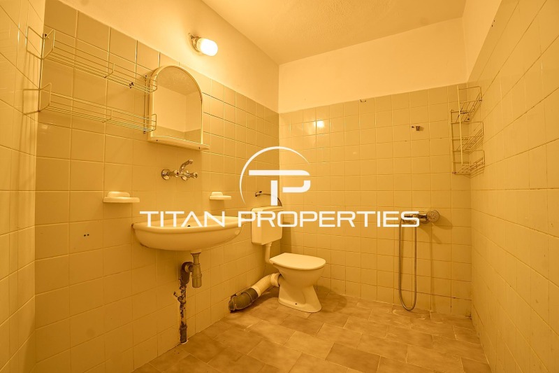 En venta  2 dormitorios Plovdiv , Tsentar , 109 metros cuadrados | 64248201 - imagen [12]