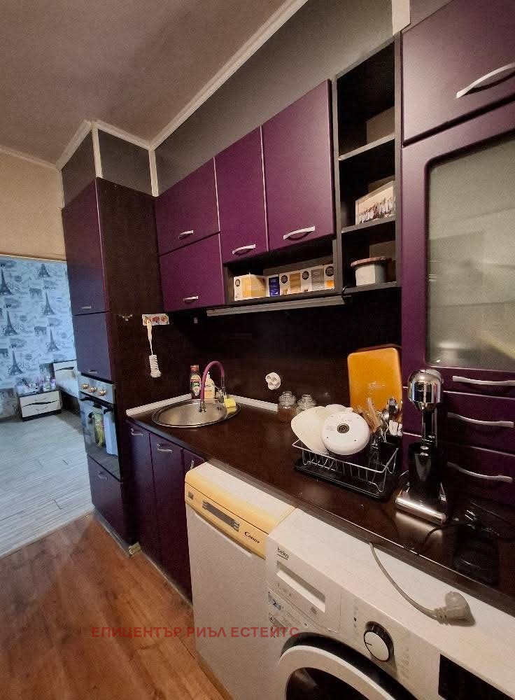 Продава  3-стаен град Перник , Тева , 70 кв.м | 67964775 - изображение [3]