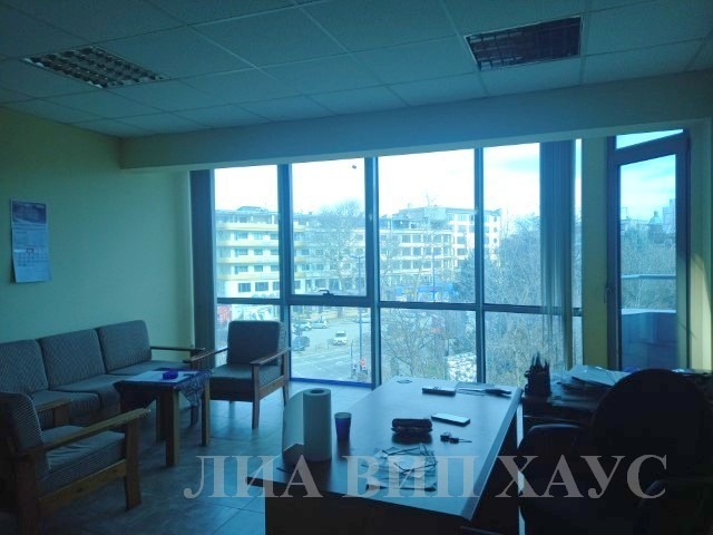 Продава  Офис град Пазарджик , Идеален център , 49 кв.м | 62734124 - изображение [3]