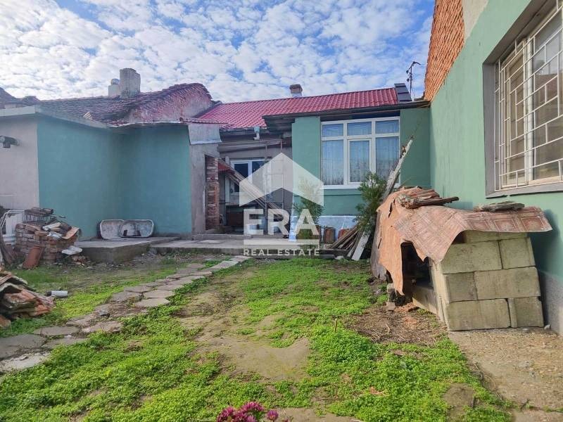 Продава КЪЩА, гр. Силистра, Изток, снимка 2 - Къщи - 54647489