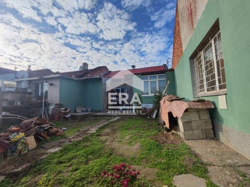 Продава КЪЩА, гр. Силистра, Изток, снимка 2 - Къщи - 53016454