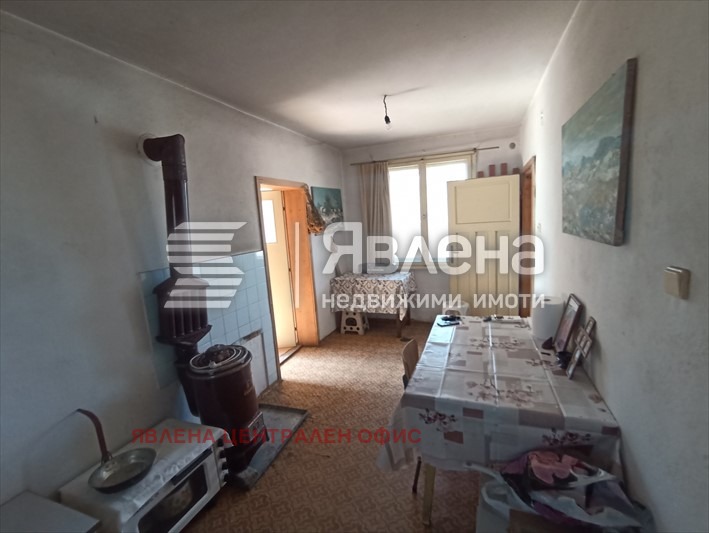 Продава КЪЩА, с. Хераково, област София област, снимка 4 - Къщи - 56135258