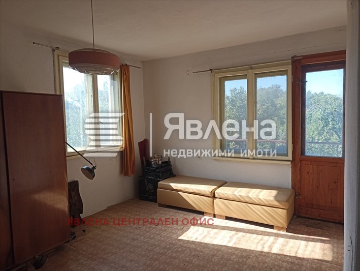 Продава КЪЩА, с. Хераково, област София област, снимка 8 - Къщи - 56135258