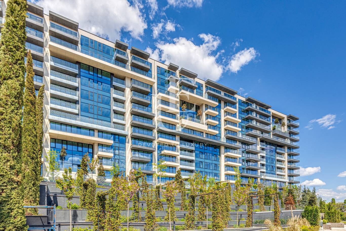 Продава 4-СТАЕН, гр. София, Оборище, снимка 3 - Апартаменти - 54600810
