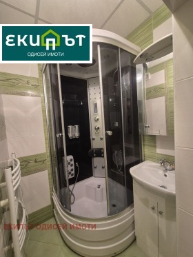 3 makuuhuonetta Troševo, Varna 11