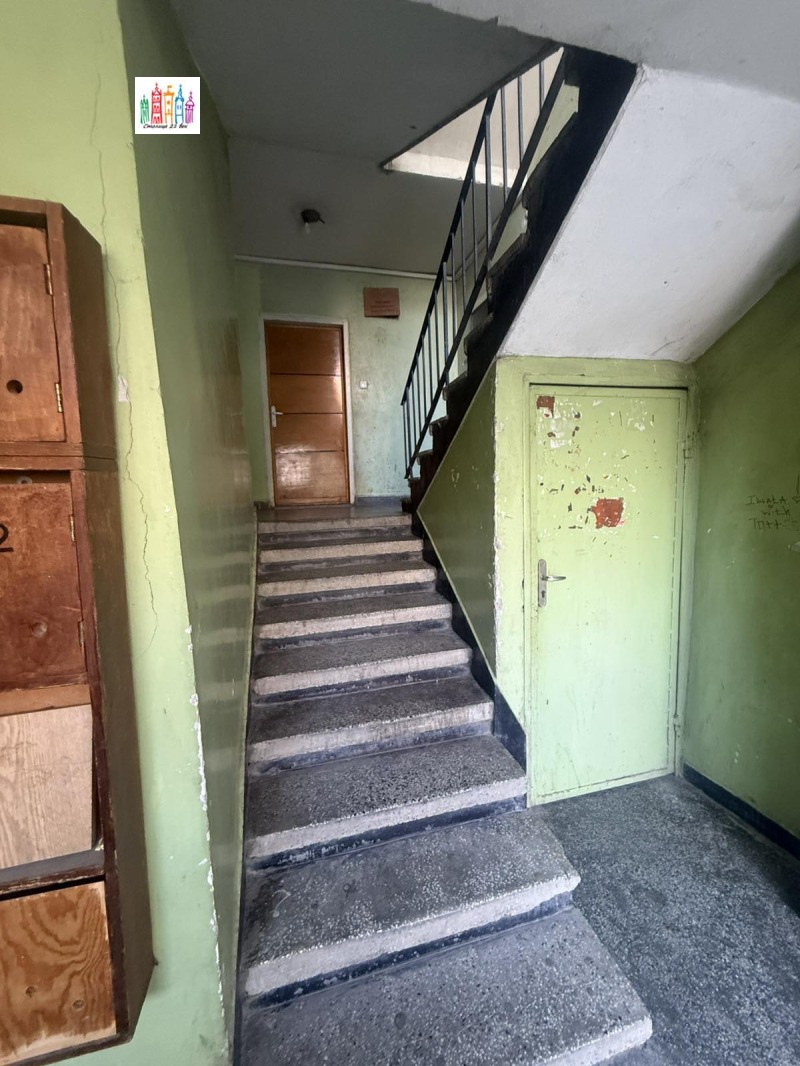 Продава 3-СТАЕН, гр. Перник, Изток, снимка 15 - Апартаменти - 53054156