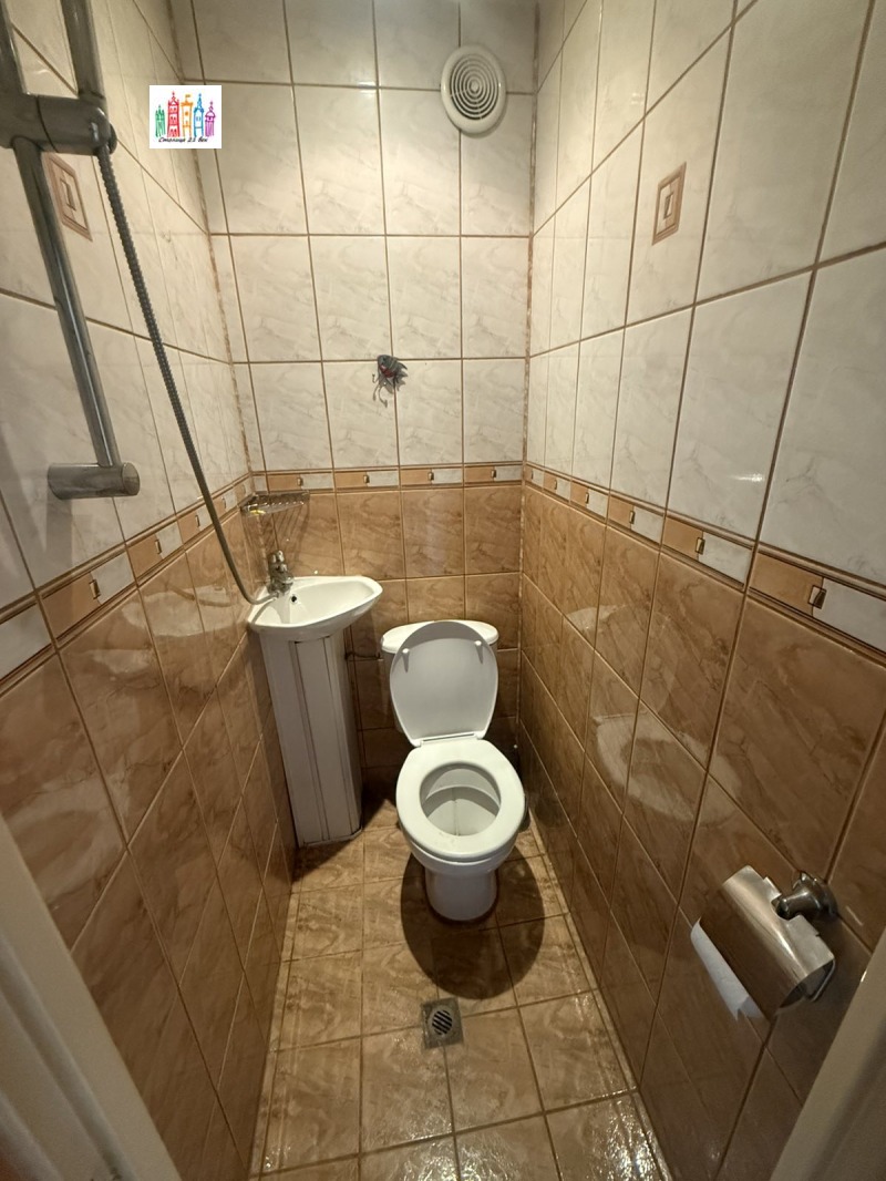 Продава 3-СТАЕН, гр. Перник, Изток, снимка 12 - Апартаменти - 53054156