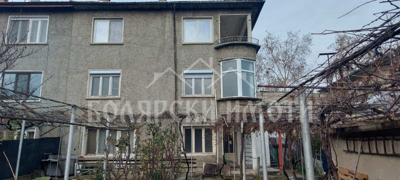 Till salu  Hus Golv Veliko Tarnovo , Centar , 172 kvm | 80813467