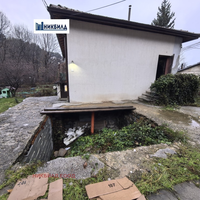 Продава ЕТАЖ ОТ КЪЩА, гр. София, Княжево, снимка 2 - Етаж от къща - 52660391