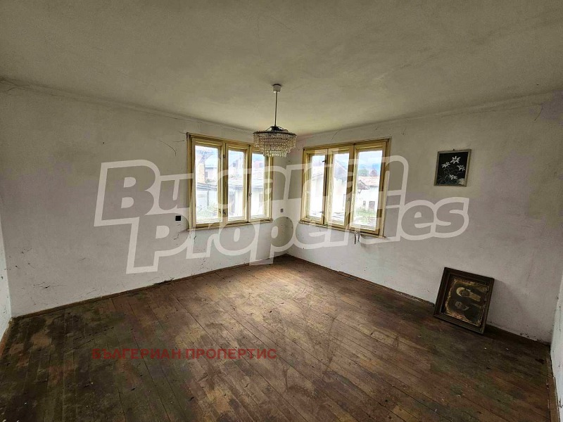 Продава КЪЩА, с. Говедарци, област София област, снимка 3 - Къщи - 52144282