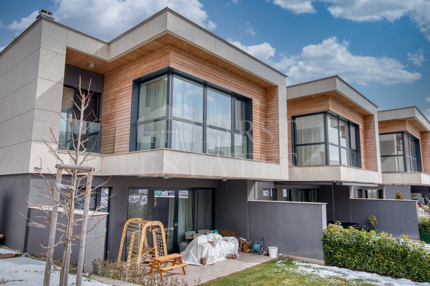 Продава КЪЩА, гр. София, Симеоново, снимка 2 - Къщи - 53680512