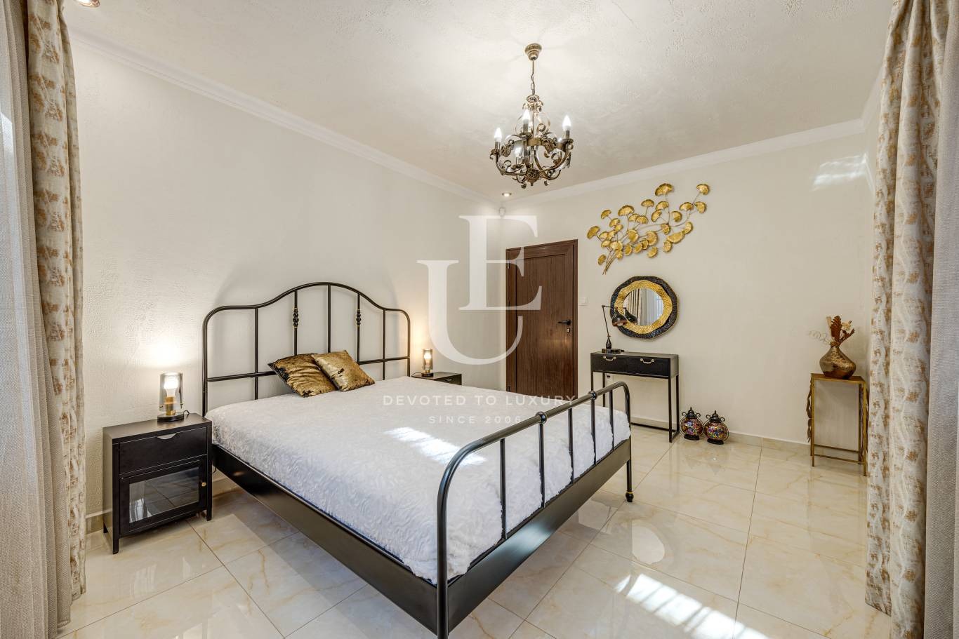 Продава КЪЩА, гр. София, Оборище, снимка 10 - Къщи - 54515512