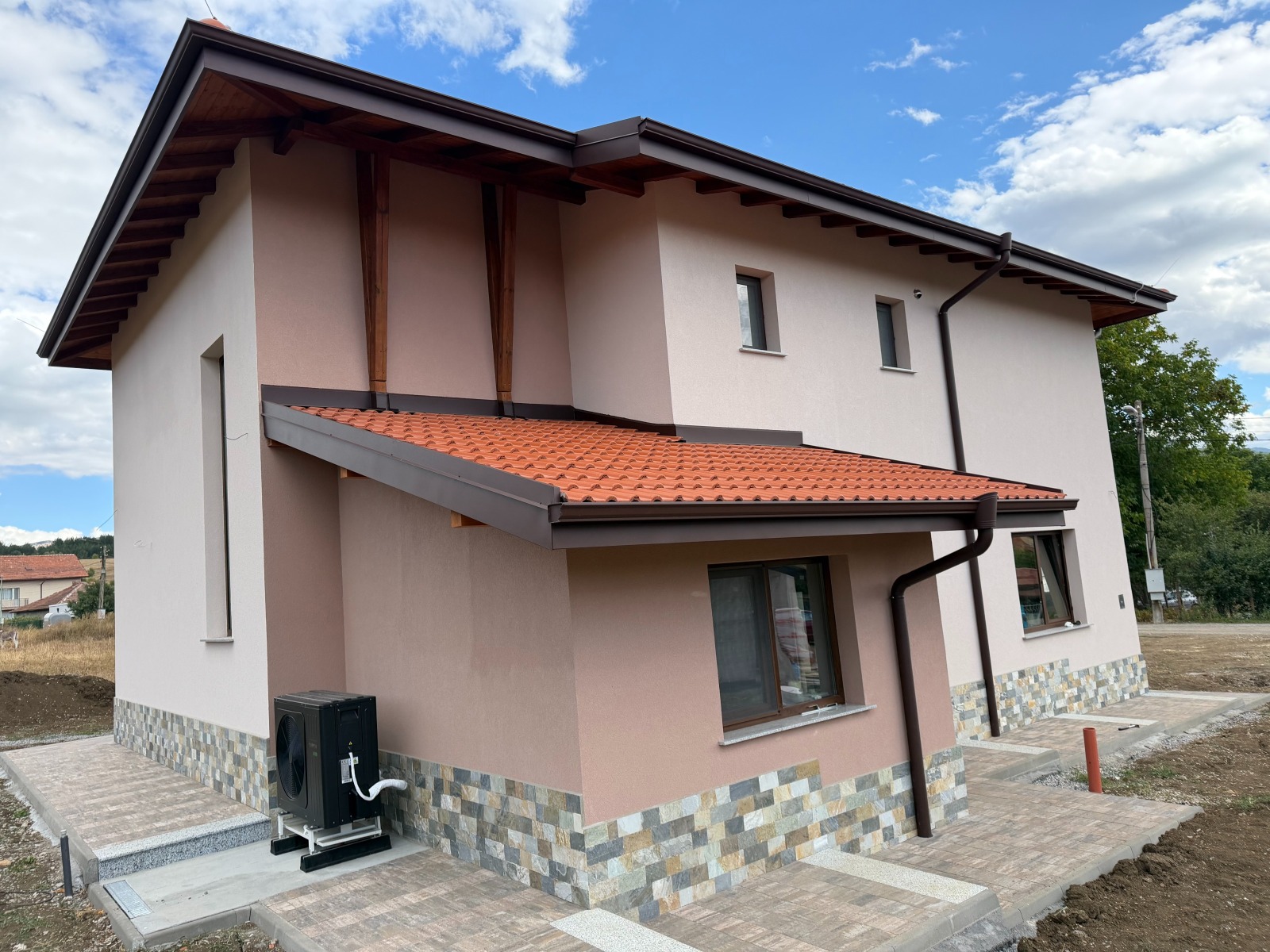 Продава КЪЩА, с. Драгичево, област Перник, снимка 3 - Къщи - 56370809