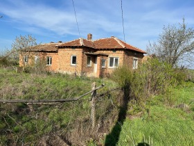 σπίτι Βοζυροβο, περιοχή Dobrich 2